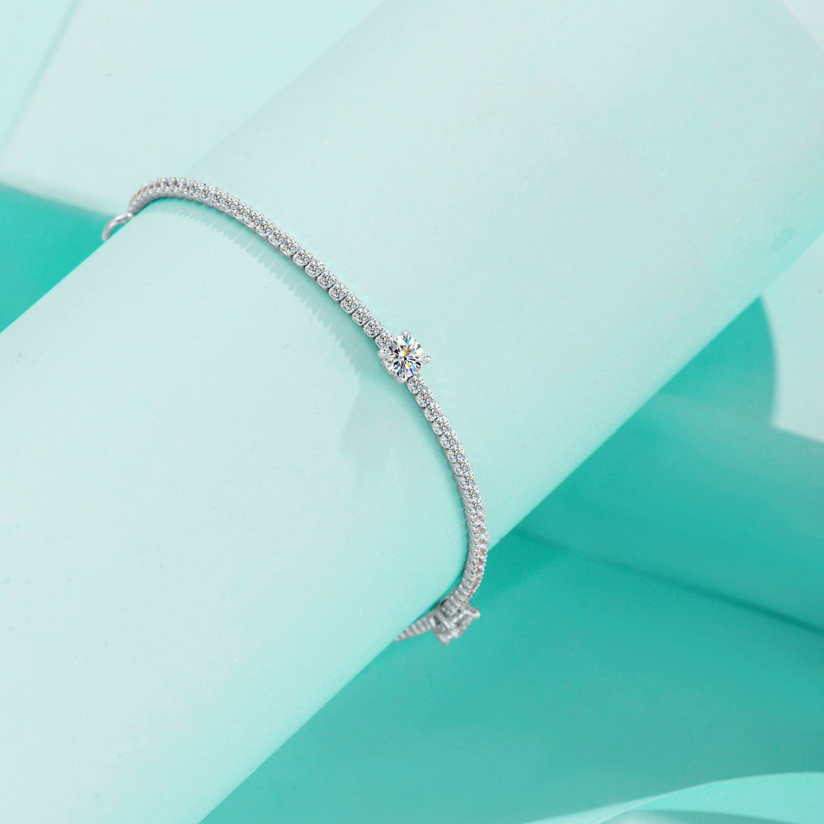 Lantern Moissanite Bracelet view 3