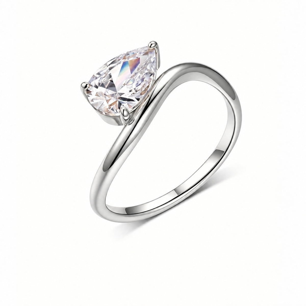 Drift Moissanite Solitaire Ring