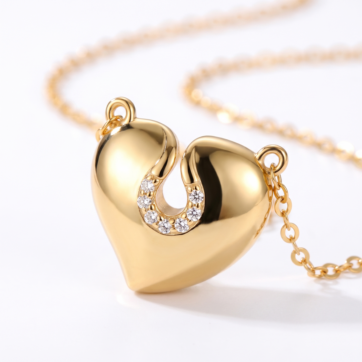 The Heart — Gold Pendant Necklace